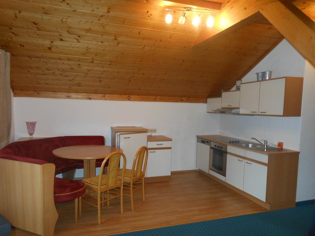 Haus Rieder Apartment Pfarrwerfen Room photo